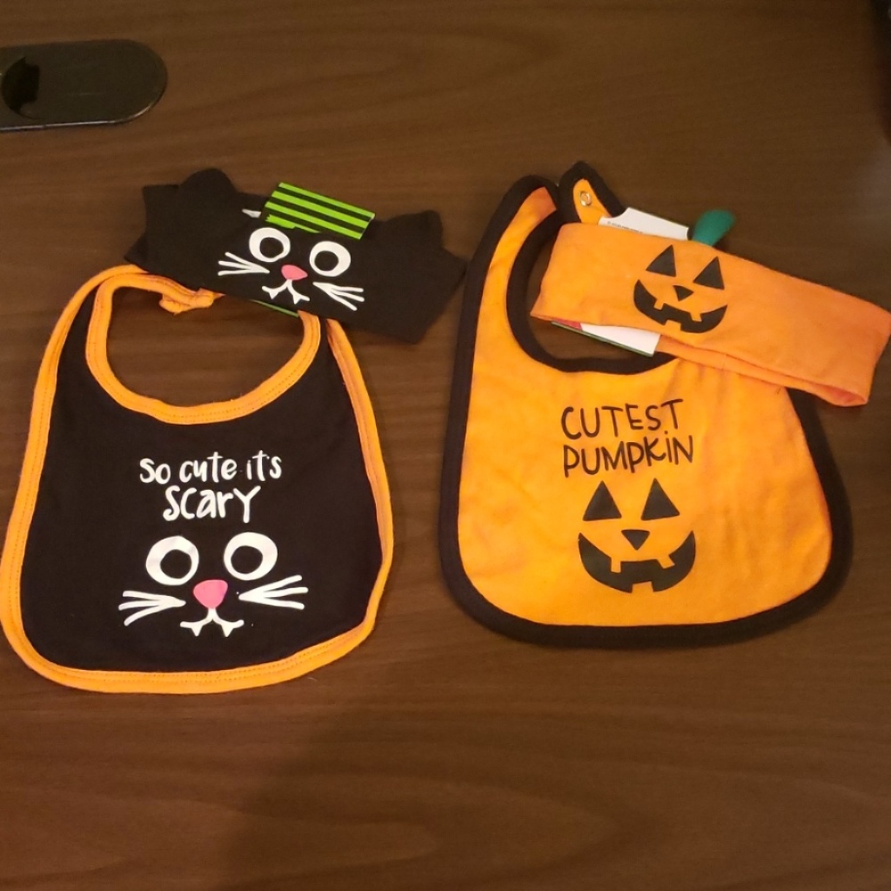 2 Bib & Headband Halloween Sets
